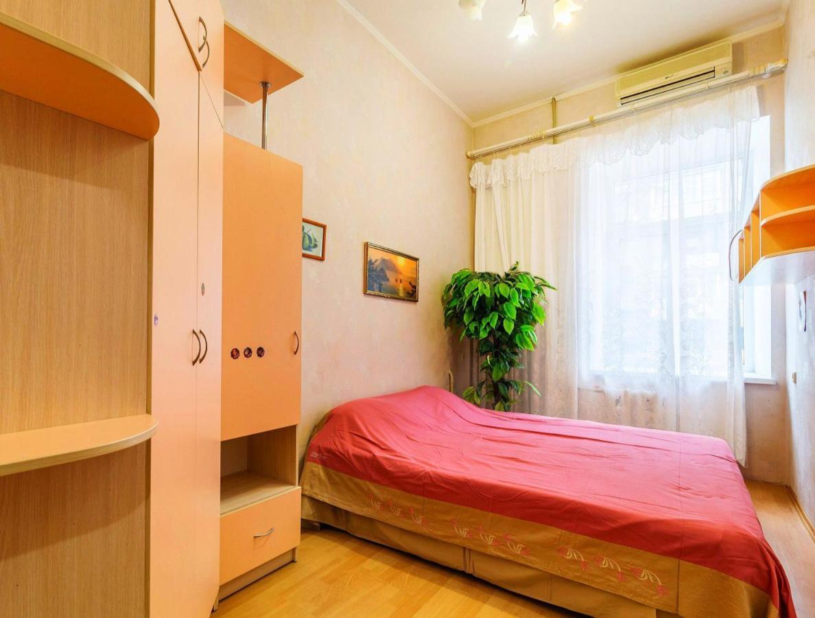 Large Apartment In The Center Dněpropetrovsk Exteriér fotografie